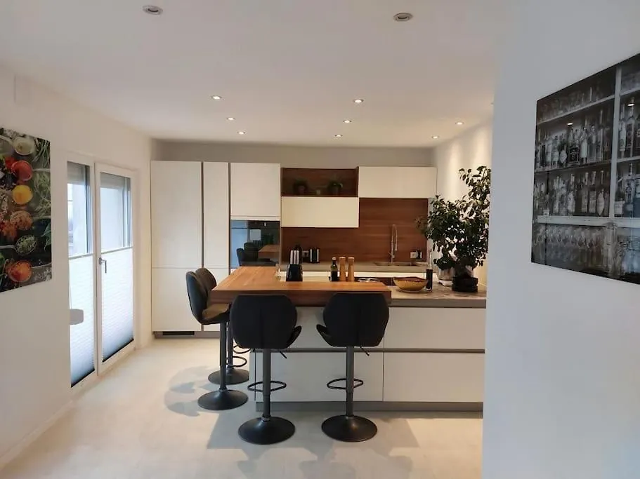Modern Apartment - Perfectly Located location